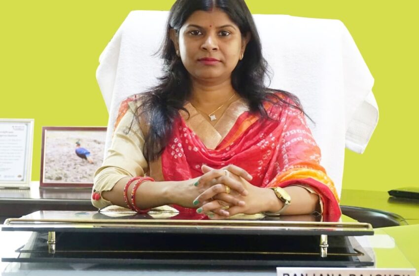  जिलाधिकारी रंजना राजगुरू ने कलक्टेट सभागार में टीकाकरण बढ़ाने को लेकर स्वास्थ्य विभाग के अधिकारियों के साथ विचार विमर्श किया। 