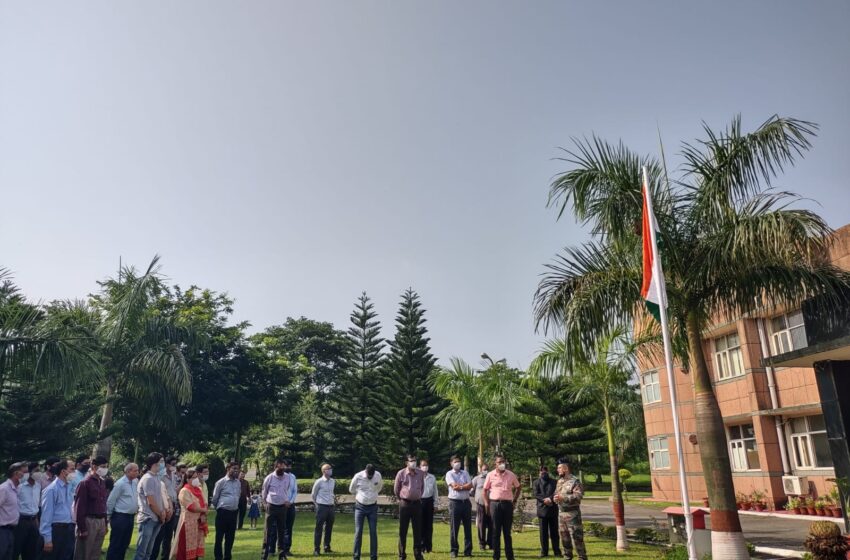  उत्तराखंड पर्यटन विकास परिषद ने आजादी की 75वीं वर्षगांठ मनाई।   (उत्तराखंड
