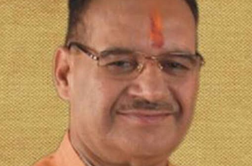  रक्षाबंधन के पावन पर्व के आगमन पर बहनों ने मंत्री गणेश जोशी को राखी बांधी। 