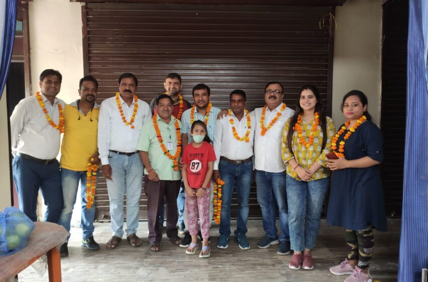 उत्तराखंड पत्रकार महासंघ की जिला देहरादून ईकाई ऋषिकेश के अध्यक्ष पद पर जय कुमार तिवारी एवं महामंत्री पद पर महावीर सिंह चुने गए।