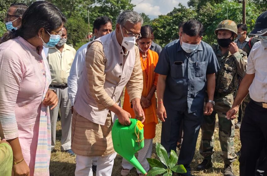  उत्तराखण्ड पर्यटन विकास परिषद और देहरादून कैंट ने सामुहिक रूप से पौधरोपण कार्यक्रम किया। 