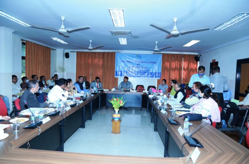  उत्तराखंड पर्यटन विकास परिषद के सभागार में हुई 21वीं बोर्ड बैठक में विभिन्न प्रस्तावों पर मंजूरी दी। 