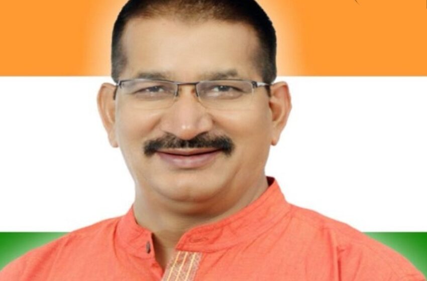  किशोर उपाध्याय को ऑल इंडिया कांग्रेस कमेटी ने कांग्रेस के सभी पदों से हटाया। 