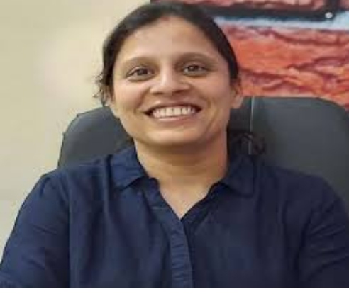  स्वास्थ्य सचिव की पत्नी द्वारा डॉ. निधि के साथ अभद्रता करने के मामले में मुख्यमंत्री ने जांच के लिए एक कमेटी गठित कि।