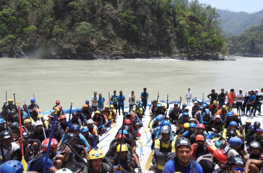  गंगा नदी में 30 मई से 03 जून तक गाइड लाइसेंस परीक्षा में 280 प्रशिक्षु गाइड में से 186 युवा सफलता पूर्वक पास हुए।