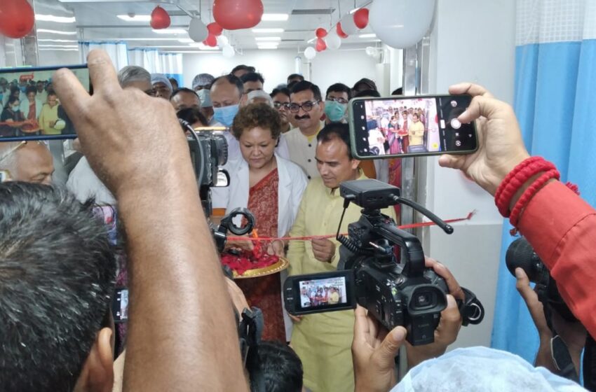  स्वास्थ्य मंत्री श्री धन सिंह रावत ने किया कोरोनेशन अस्पताल में आई.सी.यू का उद्घाटन।