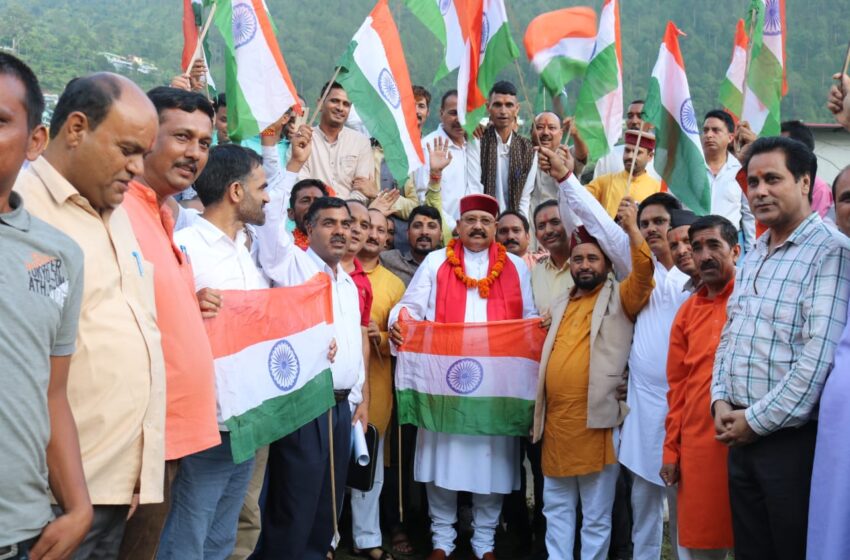  प्रदेश के संस्कृति, धर्मस्व, पर्यटन, लोक निर्माण मंत्री सतपाल महाराज आज जनपद उत्तरकाशी पहुँचे।