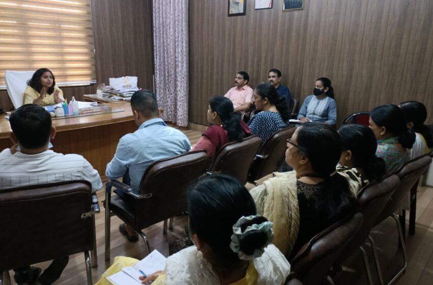  मुख्य विकास अधिकारी सुश्री झरना कमठान की अध्यक्षता में अंतर विभागीय बैठक का आयोजन किया।