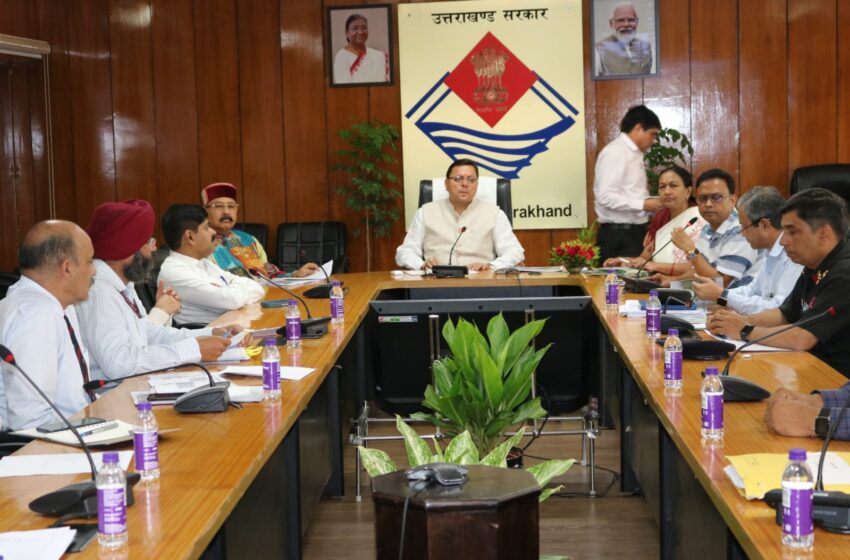  लोक निर्माण मंत्री सतपाल महाराज ने कहा जी.एस.टी की दर को 18 से 12 प्रतिशत किया जाये।