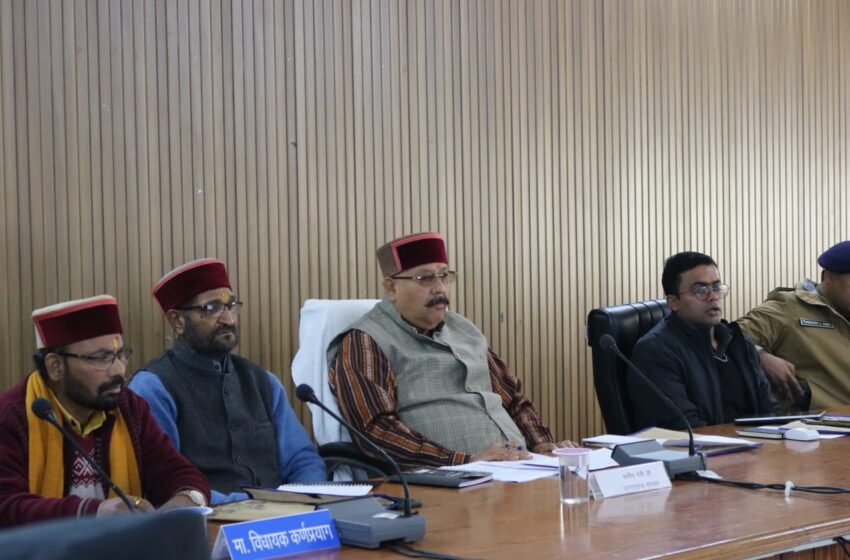  शीतकालीन गद्दीस्थलों से पूजाएं दिखाने की करें व्यवस्थायें: सतपाल महाराज