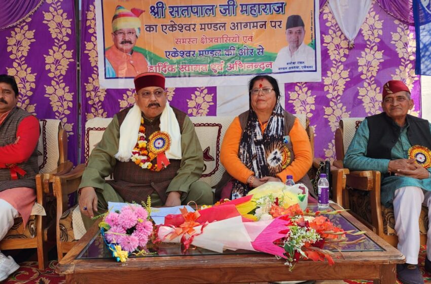  केबिनेट मंत्री सतपाल महाराज ने संतूधार में 100 करोड़ की लागत से बनने वाले 100 बैड के शिवहरी उत्तराखण्ड फाउन्डेशन हास्पिटल का शिलान्यास किया।