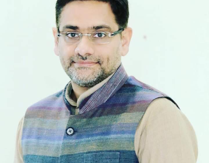  प्रदेश के मा० पशुपालन मंत्री श्री सौरभ बहुगुणा ने बताया कि वर्तमान में राज्य के 79508 लाभार्थियों को किसान क्रेडिट कार्ड योजना से लाभान्वित किया जा चुका है।