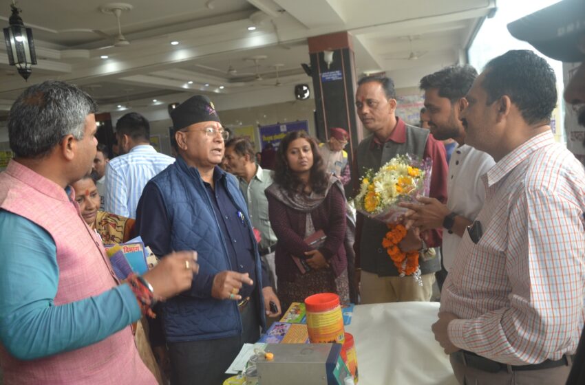  राज्य सरकार के एक वर्ष पूर्ण होने पर विधायक राजपुर खजानदास की अध्यक्षता में बहुउद्देशीय शिविर का आयोजन किया।