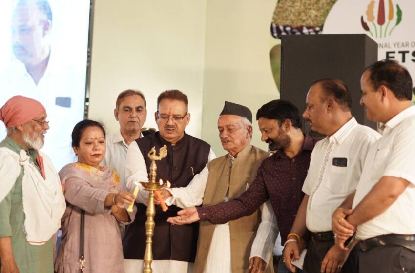  उत्तराखण्ड श्री अन्न (मिलेट) महोत्सव के तीसरे दिन के कार्यक्रम का शुभारंभ पूर्व मुख्यमंत्री भगत सिंह कोश्यारी ने किया।