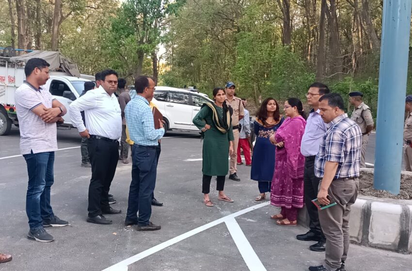  जिलाधिकारी श्रीमती सोनिका ने जौलीग्रांट एयरपोर्ट का निरीक्षण किया।