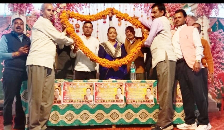  अगस्त्यमुनि में संयुक्त व्यापार संघ केदारधाटी के व्यापारियों ने विधायक शैलारानी रावत का भव्य स्वागत किया। 