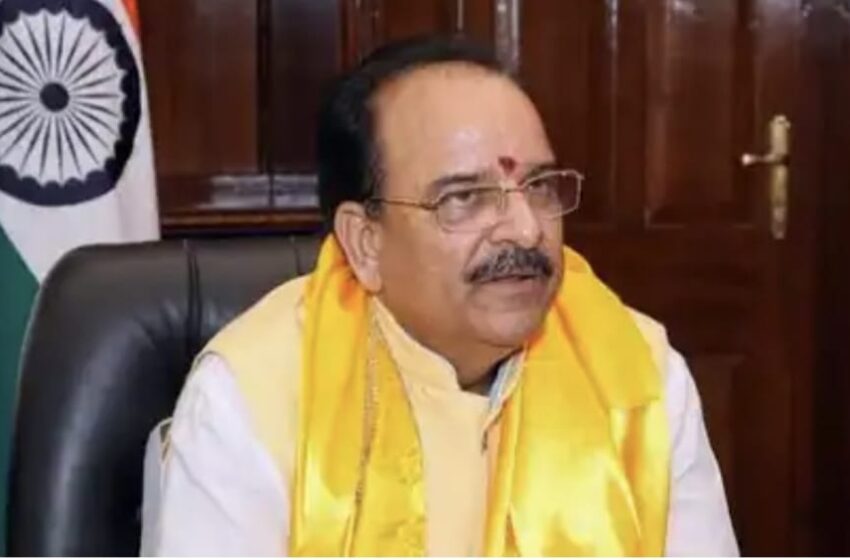  केंद्रीय रक्षा एवं पर्यटन राज्यमंत्री श्री अजय भट्ट ने बताया कि नौ वर्षो में मोदी सरकार ने देश हित में अहम फैसले लिए हैं।