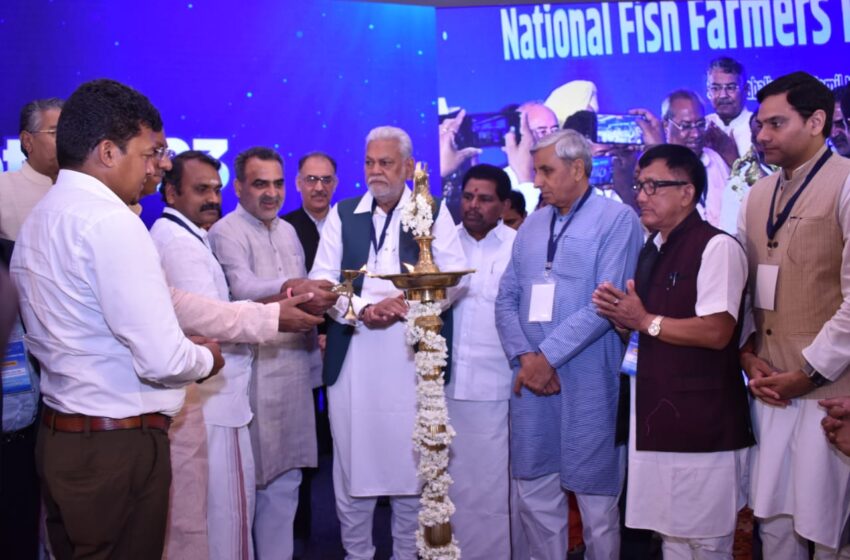  आज राष्ट्रीय मत्स्य किसान दिवस तमिलनाडु के शहर महाबलिपुरम में ‘समर मीट 2023’ और ‘स्टार्ट-अप कॉन्क्लेव’के आयोजन के साथ मनाया।