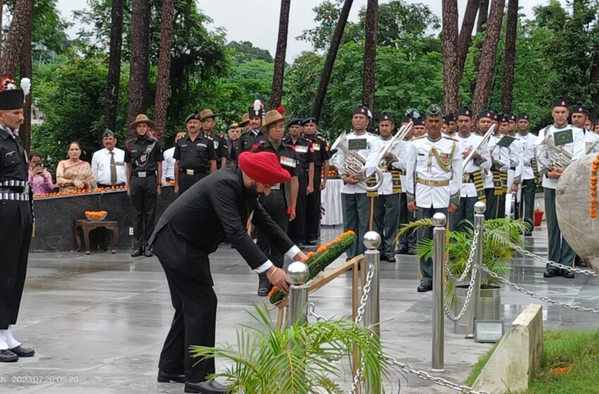  कारगिल विजय दिवस 23वीं वर्षगांठ पर अपने प्राणों की आहुति देने वाले वीर सैनिकों की याद में शौर्य स्थल पर पुष्पांजलि समारोह का आयोजन किया।