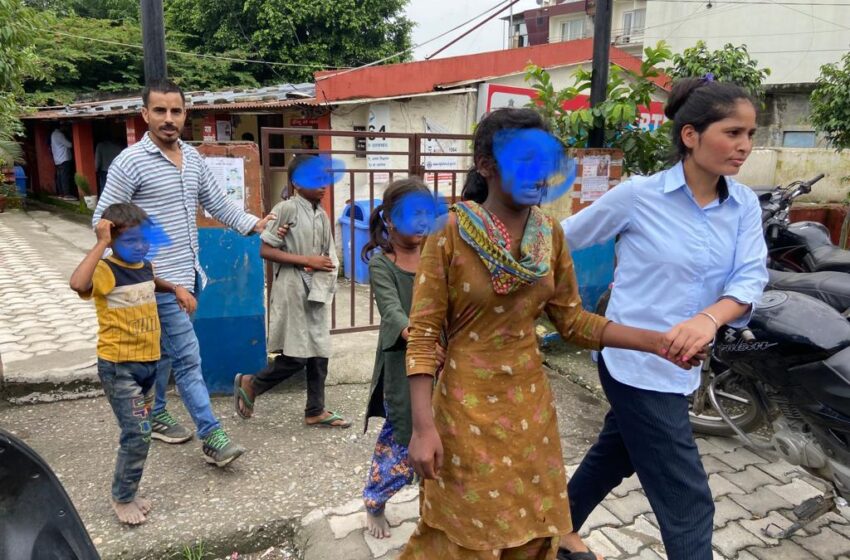  ज़िलाधिकारी श्रीमती सोनिका के निर्देशों पर भिक्षावृत्ति/बाल श्रम/कूड़ा बीनने में लिप्त बच्चो के पुनर्वास हेतु रेस्क्यू किया गया।