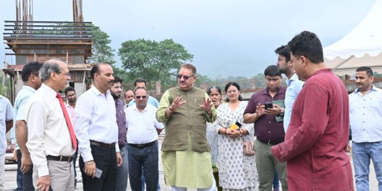  सैनिक कल्याण मंत्री गणेश जोशी ने निर्माण हो रहे उत्तराखंड के पंचम धाम सैन्यधाम स्थल का निरीक्षण किया।