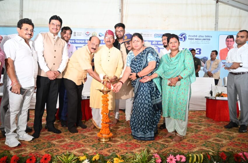  वन मंत्री सुबोध उनियाल ने टिहरी वाटर स्पोर्ट्स कप 2023 चैंपियनशिप का उद्घाटन किया।