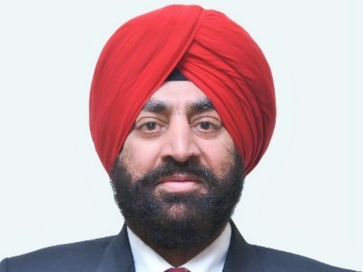  राज्यपाल लेफ्टिनेंट जनरल गुरमीत सिंह (से नि) ने मसूरी में जॉर्ज एवरेस्ट कार्टोग्राफी संग्रहालय का भ्रमण किया।