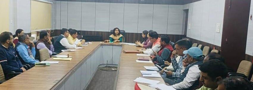  मुख्य विकास अधिकारी सुश्री झरना कमठान की अध्यक्षता में  कृषक महोत्सव रबी 2023 की संवेदीकरण बैठक का आयोजन किया।