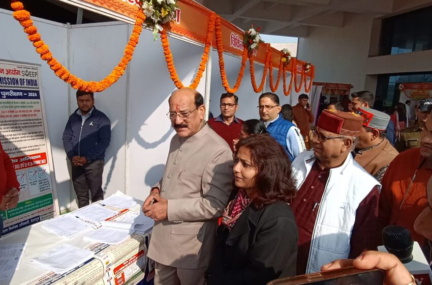  मुख्यमंत्री श्री पुष्कर सिंह धामी ने नैनीताल से वर्चुअल माध्यम से राज्य के सभी जनपदों की विभिन्न योजनाओं का लोकार्पण/शिलान्यास  किया।