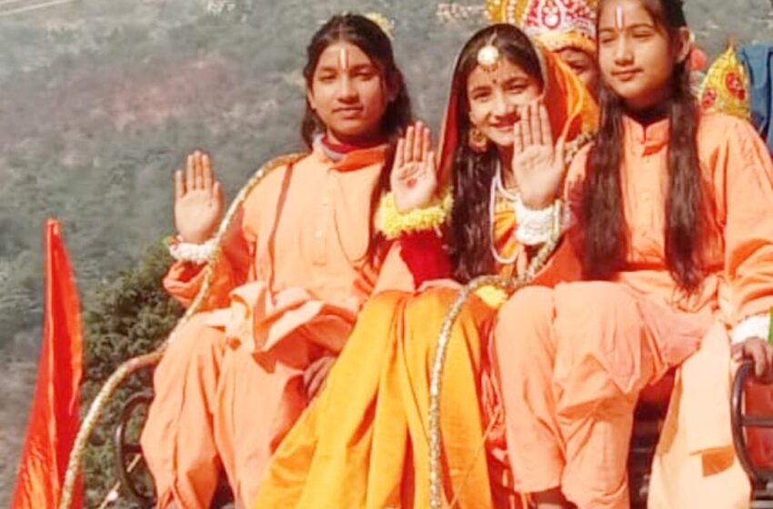  श्री राम जन्म भूमि मंदिर पूजित अक्षत अभियान समिति ने जनपद रुद्रप्रयाग में अक्षत कलश यात्रा भव्य स्वागत किया।