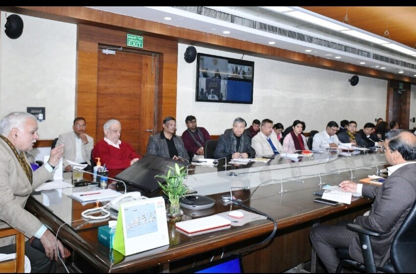  मुख्य सचिव दुर्गा शंकर मिश्र ने उत्तर प्रदेश दिवस-2024 के आयोजन के सम्बन्ध में वरिष्ठ अधिकारियों तथा सम्बन्धित जिलाधिकारियों की बैठक की।