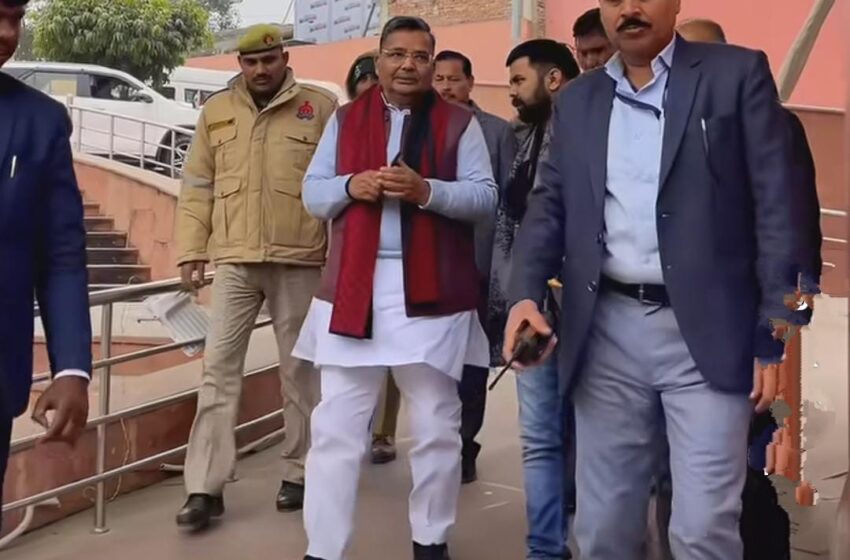  प्रदेश के पर्यटन एवं संस्कृति मंत्री एवं प्रभारी मंत्री वाराणसी जयवीर सिंह कल अपरान्ह से वाराणसी के दौरे पर रहेंगे।