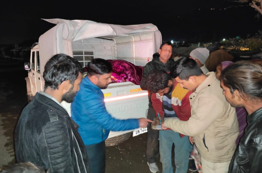  जिलाधिकारी श्रीमती सोनिका ने शीतलहर से बचाव के लिए  सार्वजनिक स्थानों में अलाव जलाने तथा जरूरतमंदों को कंबल वितरण करने के निर्देश दिए।