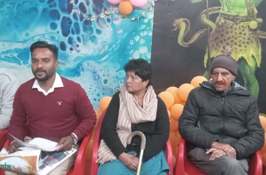  भारतीय जनता पार्टी के करनपुर मण्डल अध्यक्ष राहुल लारा ने बूथ परवास को लेकर बैठक की।