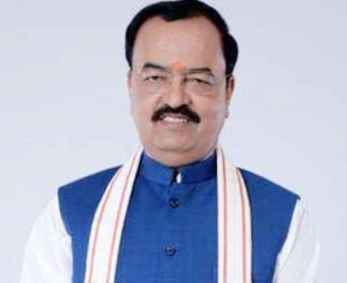  उत्तर प्रदेश के उपमुख्यमंत्री केशव प्रसाद मौर्य ने ग्राम्य विकास विभाग के अधिकारियों को निर्देश दिए हैं कि मनरेगा कार्यों में प्रयुक्त सामग्री उच्च क्वालिटी की होनी चाहिए।