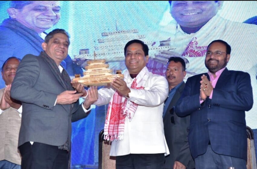  केंद्रीय मंत्री सर्बानंद सोनोवाल ने जलमार्गों के विकास के लिए कई बड़ी परियोजनाएं लॉन्च की।