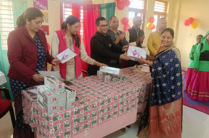  महिला कल्याण विभाग के अंतर्गत जनपद देहरादून की संस्थाओं में आज महिला दिवस मनाया।