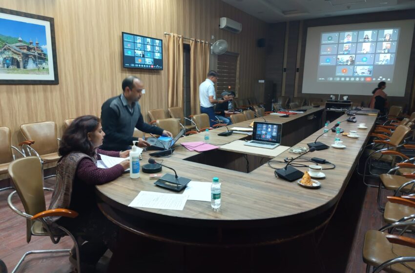  मुख्य विकास अधिकारी/ नोडल अधिकारी स्वीप सुश्री झरना कमठान ने समस्त एआरओ के साथ वर्चुअल माध्यम से बैठक कि।
