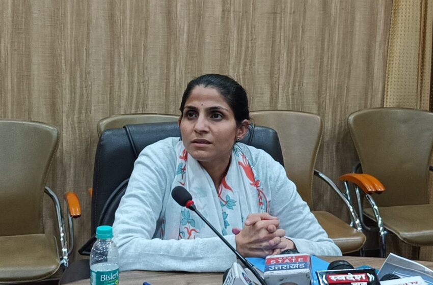  जिलाधिकारी/जिला निर्वाचन अधिकारी श्रीमती सोनिका ने बताया कि निर्वाचन की घोषणा किये जाने के फलस्वरूप चुनाव आदर्श आचार संहिता 16 मार्च, 2024 से प्रभावी हो गयी है।