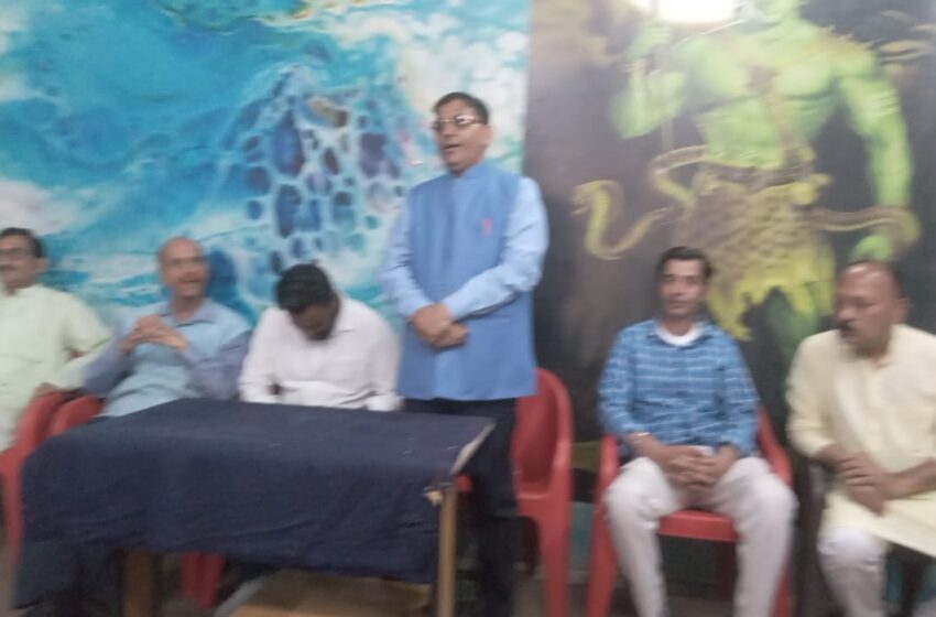  भाजपा करनपुर मण्डल ने वार्ड 17 चुक्खुवाला के श्री राम मंदिर में बूथ नम्बर 48,51,52,53,54,55,56 के शक्ति केंद्र का सम्मलेन किया।