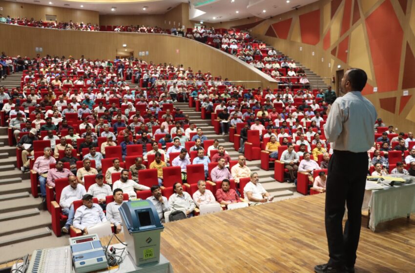  लोकसभा सामान्य निर्वाचन-2024 को निष्पक्ष एवं निर्विघ्न सम्पन्न कराते हेतु कार्मिकों को प्रशिक्षण दिया जा रहा है।