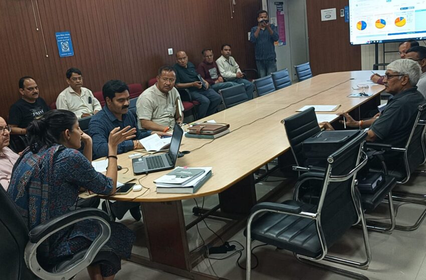  लोकसभा सामान्य निर्वाचन-2024 निष्पक्ष एवं निर्विघ्न सम्पन्न कराने हेतु रिजर्व ईवीएम का रैण्डमाइजेशन किया गया।