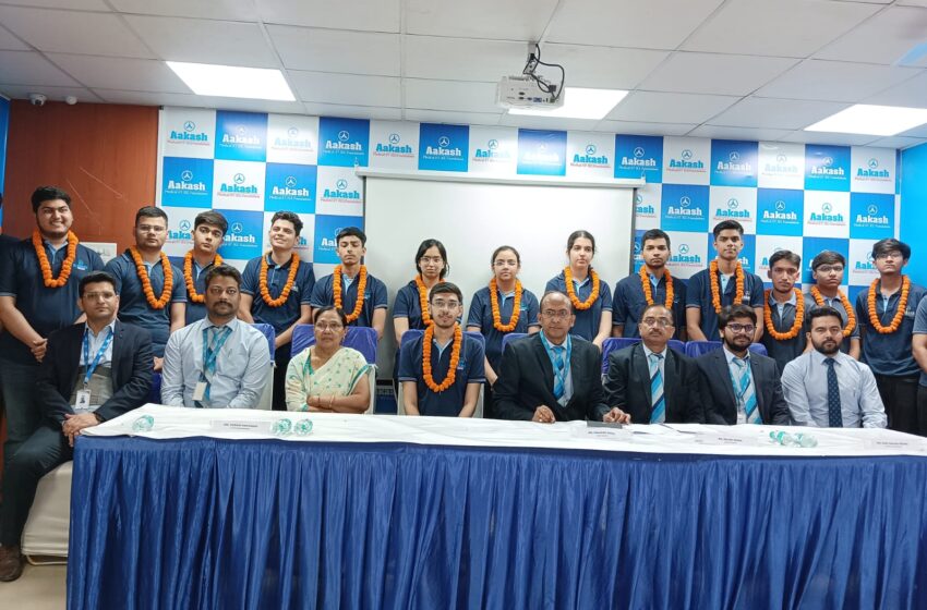  आकाश एजुकेशनल सर्विसेज लिमिटेड ने देहरादून के अपने 6 छात्रों की उत्कृष्ट उपलब्धि की घोषणा कि।