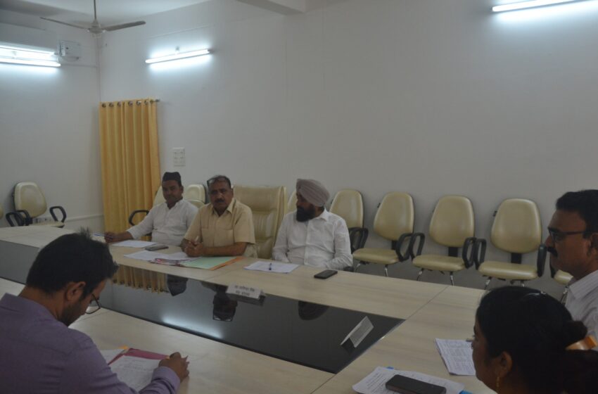  मजहर नईम नवाब, मा० उपाध्यक्ष (राज्य मंत्री), उत्तराखण्ड अल्पसंख्यक आयोग की अध्यक्षता में सम्पन्न सुनवाई /बैठक संपन्न हुई।