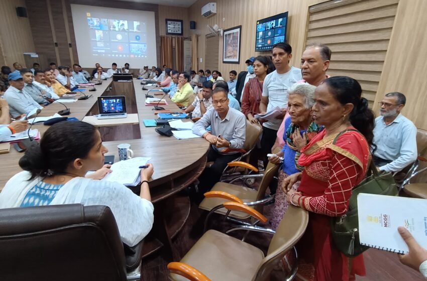  जिलाधिकारी श्रीमती सोनिका ने हर सोमवार की भांति इस सोमवार भी जनसुनवाई का आयोजन किया।