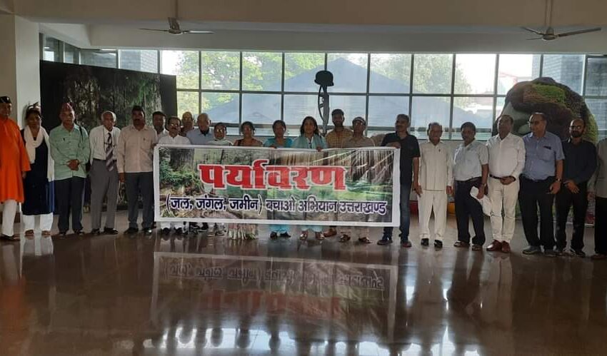  सामाजिक संस्थाओं के प्रतिनिधीयो ने प्रमुख वन संरक्षक विनोद सिंगल से मुलाक़ात कर ज्ञापन दिया।