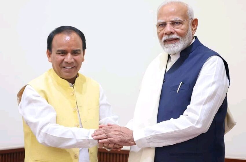  कैबिनेट मंत्री डॉ. धन सिंह रावत ने प्रधानमंत्री नरेन्द्र मोदी से मुलाक़ात कि।