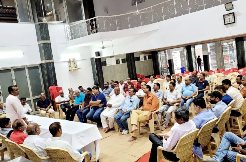  भारतीय जनता पार्टी के महानगर के अध्यक्ष सिद्धार्थ उमेश अग्रवाल जी ने दून उद्योग व्यापार मंडल समस्त देहरादून के व्यापार मंडलों के साथ बैठक की।