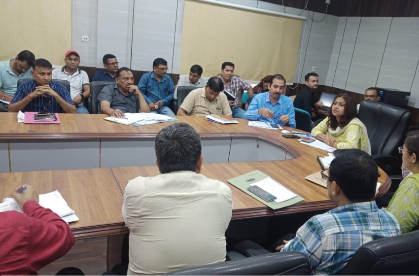  मुख्य विकास अधिकारी सुश्री झरना कमठान की अध्यक्षता में 20 सूत्रीय कार्यक्रम की माह जुलाई 2024 तक की समीक्षा बैठक की।