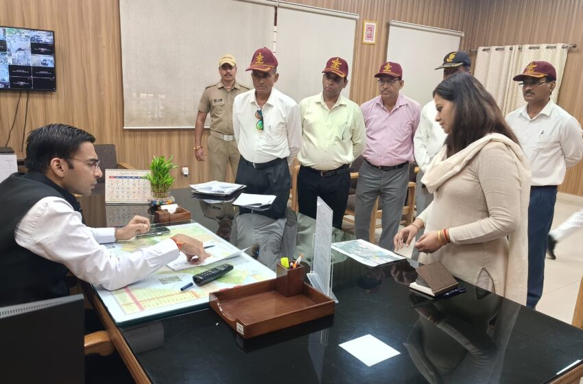  जिलाधिकारी सविन बंसल ने कहा की जनमानस की शिकायतों पर त्वरित कार्यवाही करें अधिकारी, लापरवाही नहीं होगी क्षम्य।